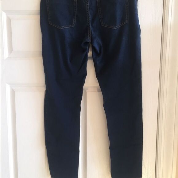 Denim Leggings  - Picture 5 of 6